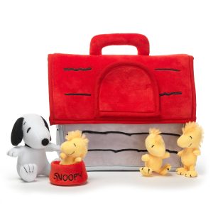Classic Snoopy Interactive Plush Toy Doghouse with Animals